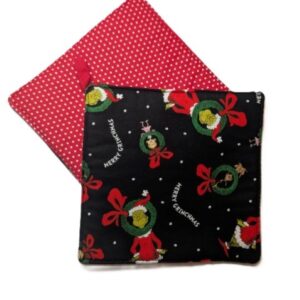 Grinch and Cindy Lou Wreath on Black